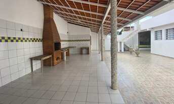 Imagem: Vende-se casa reformada com 700m² no Campos