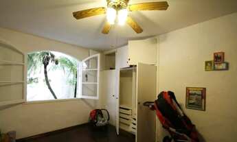 Imagem 2: Casa à venda com 390m², 3 quartos e 2 vagas