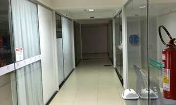 Imagem 3: Aluga-se Excelentes Lojas e Salas Comerciais próximo a 44 - Galeria Ideal