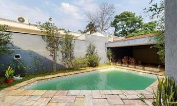 Imagem: Casa com 7 quartos e 7 banheiros à venda