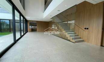 Imagem 3: Novíssima, arquitetura única e vista permanente para a reserva ambiental!