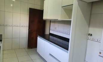 Imagem 7: Residência Comercial para alugar por R$ 3500.00, 220.00 m2 - INA - SAO JOSE DOS PINHAIS/PR