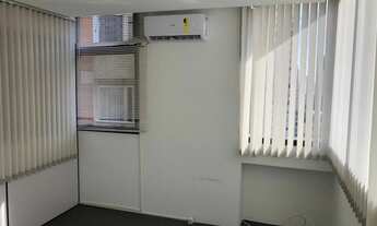 Imagem 2: Sala Comercial com 2 banheiros, 1 vaga em Santa Cecilia