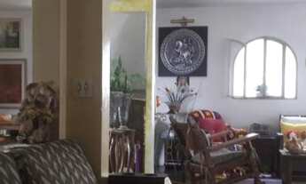 Imagem: Casa à venda com 450m², 4 quartos e sem