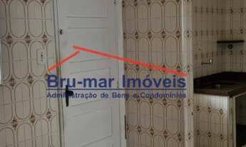 Imagem 2: Sobrado de Vila, 2 Dormitórios, Lateral, 60m², Embaré