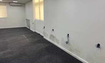 Imagem 7: SALA COMERCIAL DUPLEX NO ITAIM COM 220 m2 e 04 VAGAS DE GARAGEM