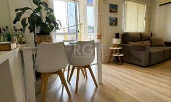 Imagem 2: Porto Alegre - Apartamento Padrão - Morro Santana