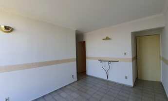 Imagem 2: Apartamento com 3 dormitórios, 70 m² - venda por R$ 197.000,00 ou aluguel por R$ 750,00/mê