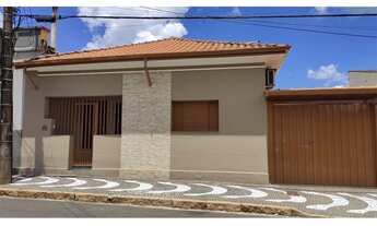 Imagem: Casa no Centro, reformada, com 3 quartos