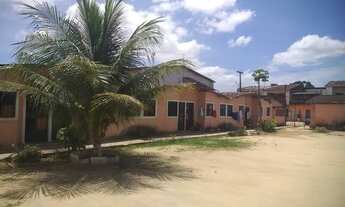 Imagem 2: Vila com 11 casas na principal do Vilage