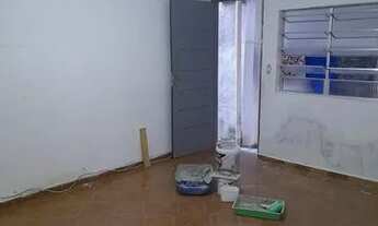 Imagem 2: 3 Cômodos com Garagem paralela a Av. Cupecê