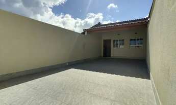 Imagem: Casa nova com espaço para piscina a venda