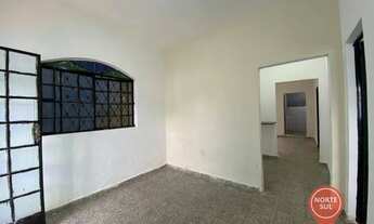 Imagem 2: Casa com 4 dormitórios para alugar, 100 m² por R$ 1.620/mês - Cohab - Brumadinho/Minas Ger