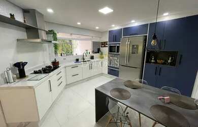 Imagem 2: Belo sobrado com 4 dormitórios sendo 2 suítes