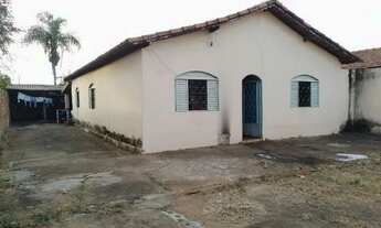 Imagem: Casa Parque das Camélias / Goianira