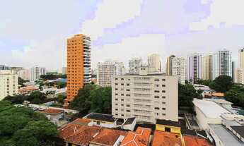 Imagem 6: Edifício Inverness - Apartamento Reformado com 2 Dormitórios com Ar Condicionado e 1 Vaga