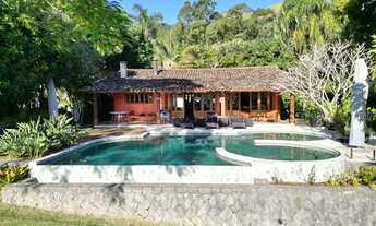 Imagem 2: Casa para venda tem 700 metros quadrados com 5 quartos em Santa Tereza - Ilhabela - SP