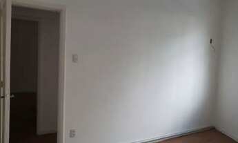 Imagem 7: Vendo Exc.apt.2º andar-Fte c/3 quartos no Cachambi, esq.Cap.Resende, prox.ao Meier