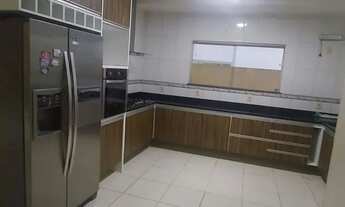 Imagem 2: ALUGO CASA DUPLEX COM 3 DORMITÓRIOS + ESCRITÓRIO COM ENERGIA SOLAR