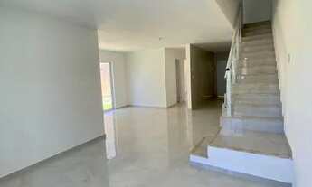 Imagem 3: Casa Dúplex em rua privativa tem 127m2 com 4 Suítes Centro Eusébio - Ceará