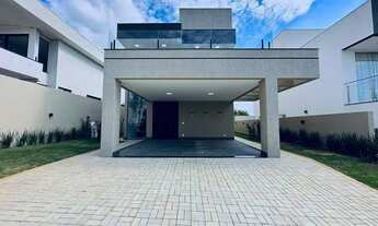 Imagem 5: Mansão com 4 Quartos, 3 Suítes com Closet e Varanda, Piscina e 4 Vagas em Vespasiano