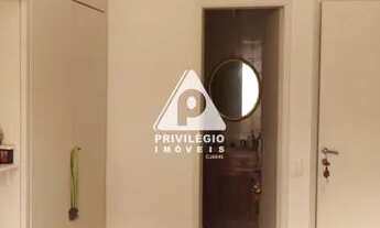 Imagem 3: Humaitá, 3 quartos, suíte, dependência completa e vaga