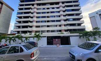 Imagem 2: ALUGA-SE apto com 04 quartos, sendo 03 suítes + dependência completa, EDF. Mans