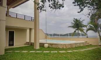 Imagem: Temporada (6 quartos) na areia da praia