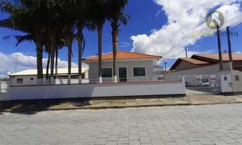 Imagem: CASA COM 3 DORMITÓRIOS NO CENTRO - TIJUCAS