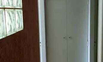 Imagem 5: Kitnet 33 m2, divisória. Centro Nobre de Campinas. Port. 24 horas, laminado, sol manhã, ar