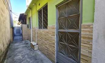 Imagem: Casa para locação na Avenida Roberto Silveira