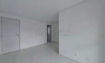 Imagem 3: Apartamento para venda tem 66 metros quadrados com 3 quartos em Graças - Recife - PE