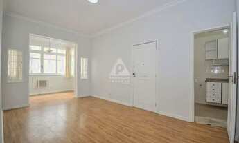 Imagem 3: Apartamento todo reformado com localização privilegiada em Copacabana