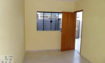 Imagem 5: Casa Residencial com 2 quartos para alugar por R$ 800.00, 100.00 m2 - RESIDENCIAL ARAUCARI