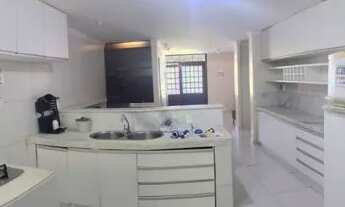 Imagem 7: Lazer Familiar Nesta Casa na Redinha Nova muito próxima ao mar