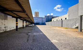 Imagem 4: Estacionamento à venda na Rua Pacatuba, em frente à Praça Camerino
