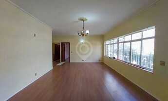 Imagem: Casa de rua - / Residencial / Jardim Belém