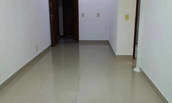 Imagem 2: Apartamento 2 quartos + um quarto de serviço