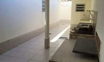 Imagem 3: CASA NO CAIÇARA COM 3 QUARTOS E EDICULA