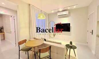 Imagem 6: Apartamento 2 quartos , suíte, totalmente reformado e mobiliado quadra da praia