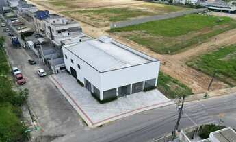 Imagem 5: Galpão Comercial 582,37M² com Mezanino e 6 Vagas Aluguel Anual em Camboriú