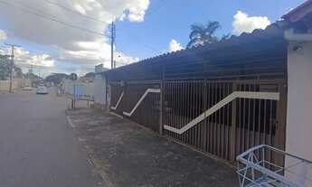 Imagem: Casa setor coimbra-de esquina