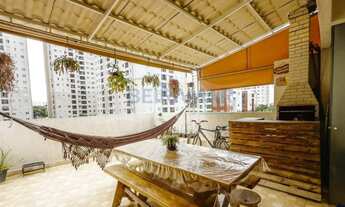 Imagem 2: Cobertura Reformada com 3 Quartos, Suíte, Área Gourmet e Excelente Acabamento à Venda na Q