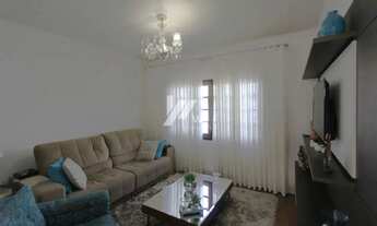 Imagem 2: Belíssimo sobrado em excelente localização!