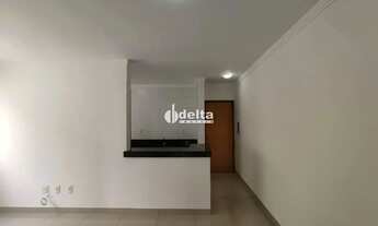 Imagem 3: Apartamento com 2 quartos sendo 1 suíte, disponível para locação no bairro Santa Mônica em