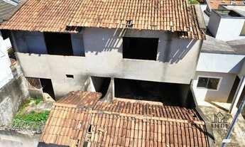 Imagem 3: Sobrado com 4 dormitórios à venda, 300 m² por R$ 199.000,00 - Setor Cristina - Trindade/GO