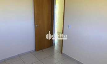 Imagem 6: Apartamento com 2 dormitórios à venda, 61 m² por R$ 250.000 - Santa Mônica - Uberlândia/MG