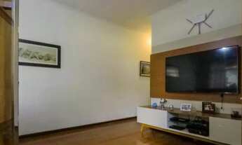 Imagem 2: Casa à venda com 160m², 3 quartos e 2 vagas