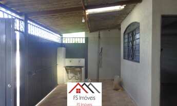 Imagem 5: QR 502 Ótimo Lote com Duas Casas com 1 e 2 Quartos Escriturada