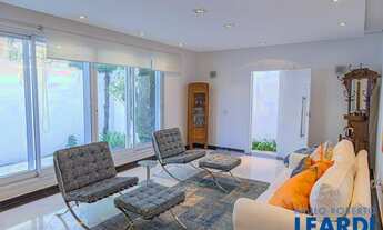 Imagem 3: CASA ASSOBRADADA - PERDIZES - SP